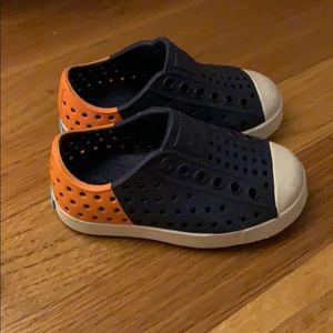 Native shoes size 5 (toddler)